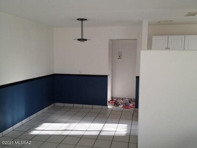 1bd 1ba unit - dining area