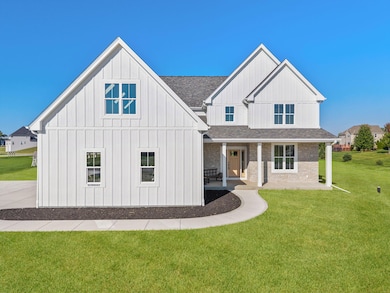 W276N8387 Marshall Dr, Hartland, WI 53029 - photo 2