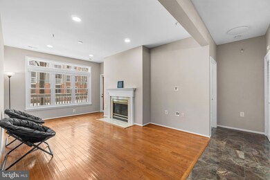 9404 Groffs Mill Dr unit 9404, Owings Mills, MD 21117 - photo 5