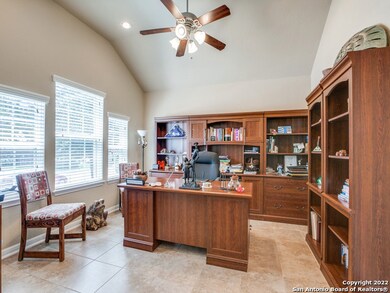 10649 Newcroft Place, Helotes, TX 78023 - photo 4