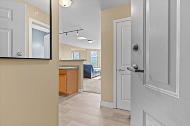 409 Farrell St unit 415, South Burlington, VT 05403 - photo 6