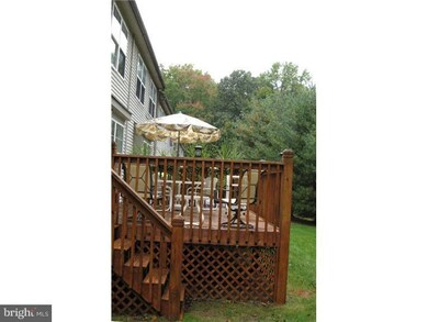 541 Jason Dr, Southampton, PA 18966 - photo 4