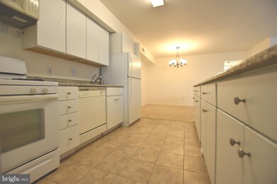 7525 Spring Lake Dr unit D-2, Bethesda, MD 20817 - photo 7