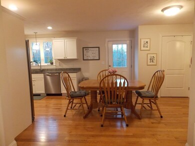 136 Beaver St unit 136, Milford, MA 01757 - photo 4