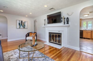 7 Akeson Rd, Woburn, MA 01801 - photo 7