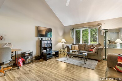 9-print-15144 Wintergreen Ct, Spring Lak