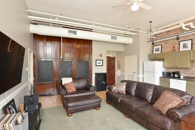 948 Main St unit 202, Waltham, MA 02451 - photo 6