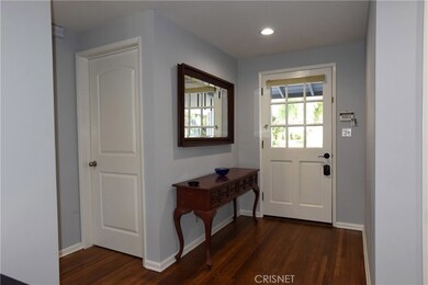 4723 Don Pio Dr, Woodland Hills, CA 91364 - photo 2