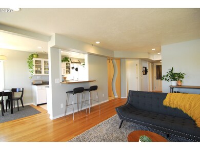 Living Room/Dining Room