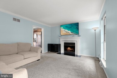 6824 Littlewood Ct, Sykesville, MD 21784 - photo 3