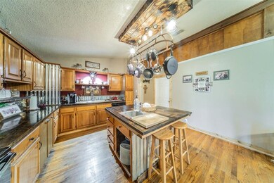 1038 County Road 260, Gainesville, TX 76240 - photo 6