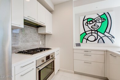 09_4422_N_75th_St9_mls