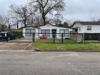 4706 Fisk St unit A, Houston, TX 77009 - photo 5