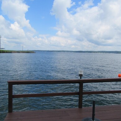 Super lake view