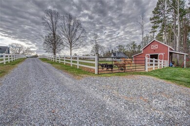 Large Gate for truck entry 