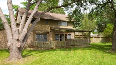 15519 Swan Creek Dr, Houston, TX 77095 - photo 2