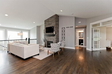 6703 Hoover Trail Rd SW, Cedar Rapids, IA 52404 - photo 5