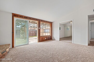 07 - Living Room