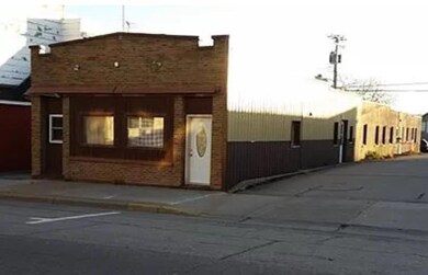 221 N Main St unit 1-54, Loyal, WI 54446 - photo 4