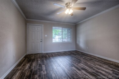 327 E 137th St, Glenpool, OK 74033 - photo 5