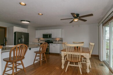 Eat in kitchen area