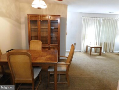 9045 N Laurel Rd unit H, Laurel, MD 20723 - photo 3