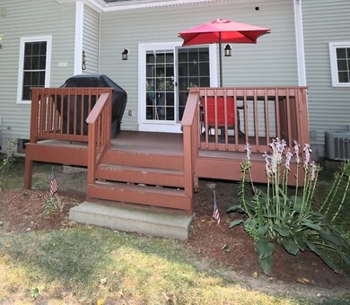 28 Cedarview Cir, Milford, MA 01757 - photo 4