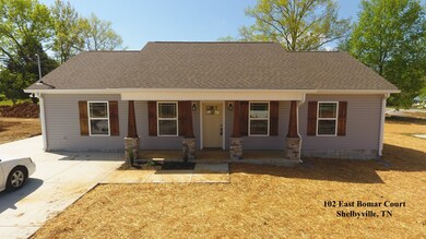 102 E Bomar Ct, Shelbyville, TN 37160 - photo 2