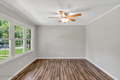 305 Long Acre Dr, Jacksonville, NC 28546 - photo 7