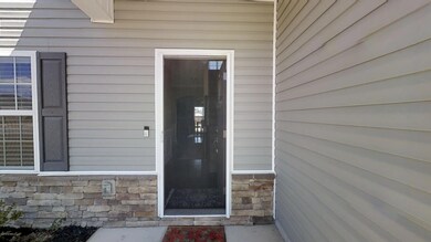 05 - Front Sliding Screen Door