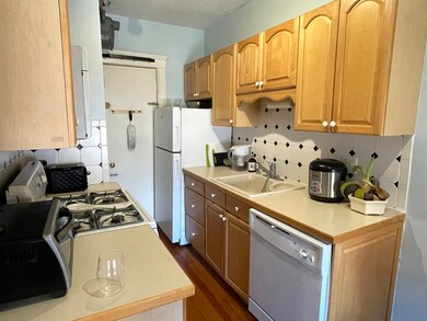 64 Queensberry St unit 301, Boston, MA 02215 - photo 3