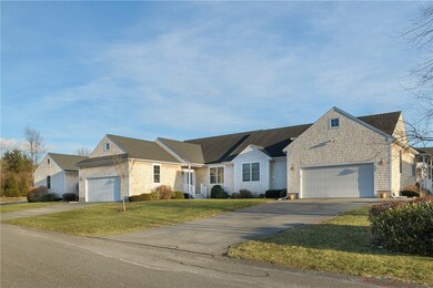 156 Bayridge Dr, Middletown, RI 02842 - photo 4