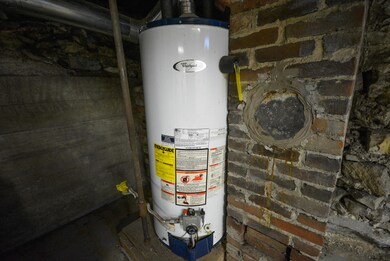 425 Defiance St, Wapakoneta, OH 45895 - photo 3