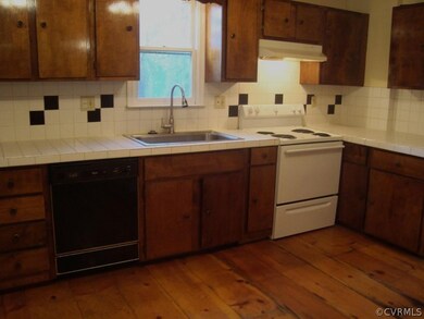 9621 Bevils Bridge Rd, Amelia Court House, VA 23002 - photo 7