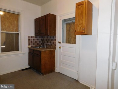 2217 N Tatnall St, Wilmington, DE 19802 - photo 5