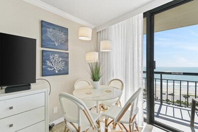 A closer look at the dining area showcases the nat