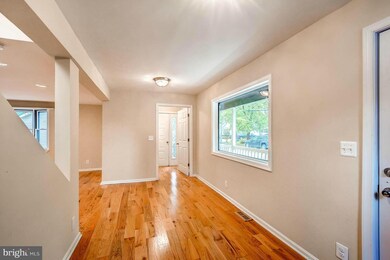 1639 Chesapeake Ln, Edgewater, MD 21037 - photo 4