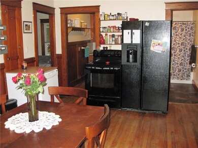 1st floor unit - Kitchen