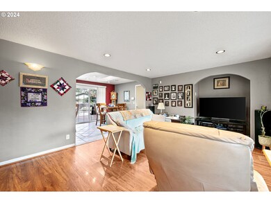 2990 Hyacinth St, Eugene, OR 97404 - photo 7