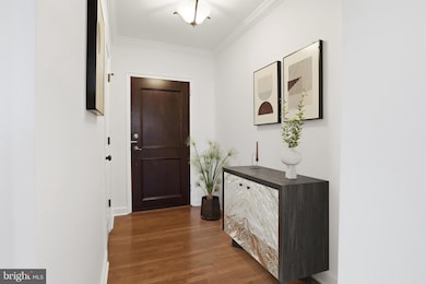 906 S Washington St unit 211, Alexandria, VA 22314 - photo 2