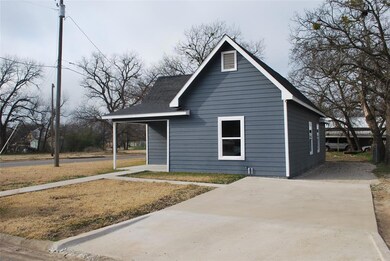903 Mill St, Gainesville, TX 76240 - photo 7