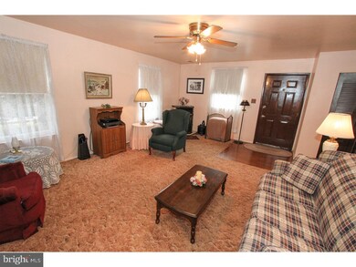 615 Hamilton Rd, East Greenville, PA 18041 - photo 4