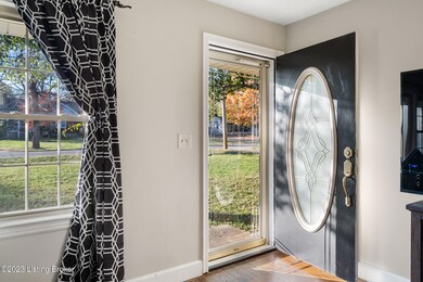 8005 Sherry Lynn Ct, Louisville, KY 40228 - photo 4