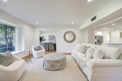 12111 Broken Bough Dr, Houston, TX 77024 - photo 7