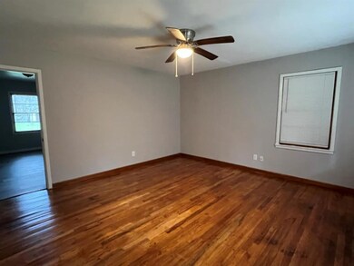 305 Harmon Rd, Hurst, TX 76053 - photo 3