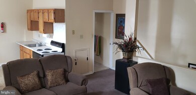 1532 Mineral Spring Rd, Reading, PA 19602 - photo 2