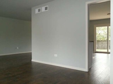 17724 Sycamore Ave, Country Club Hills, IL 60478 - photo 4