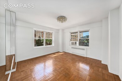50 Sutton Place S unit 5E, New York, NY 10022 - photo 5
