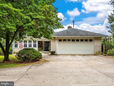 524 Obrecht Rd, Sykesville, MD 21784 - photo 3