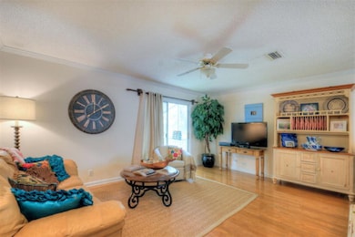 13 Pelican Place, St. Simons Island, GA 31522 - photo 4